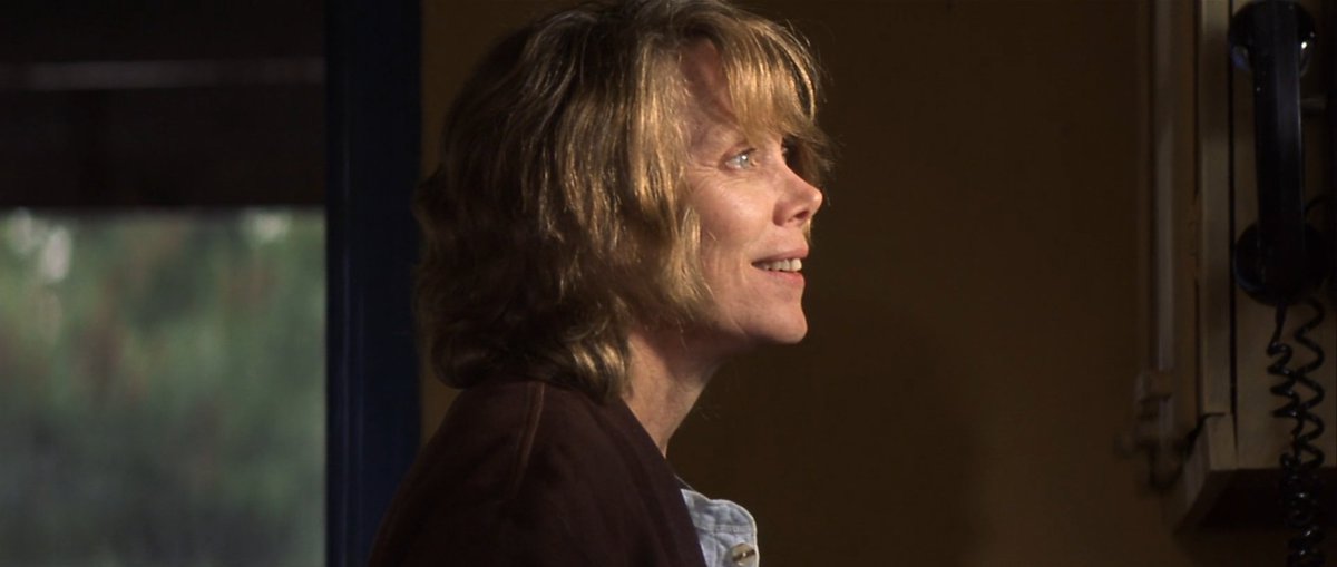 esmesayss's tweet image. she means the world to me