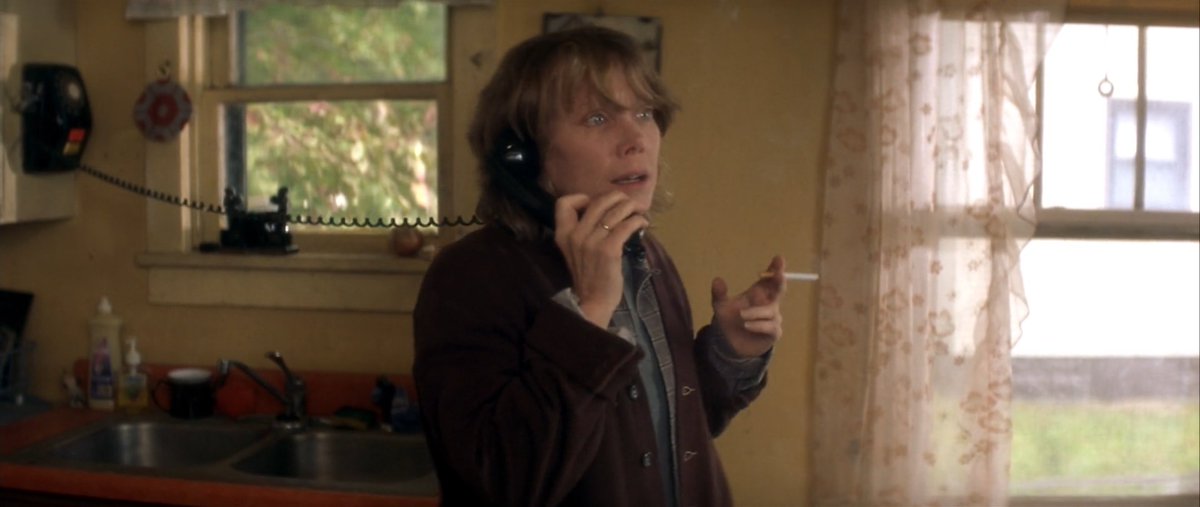 esmesayss's tweet image. she means the world to me