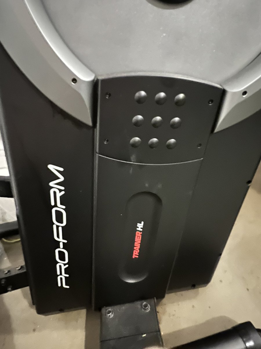 Yo 😁
Evening elliptical workout ✅🥵
Faster pace and different settings 👌🏻
It’s time to eat something delicious 😋 
#moveyourass
#ruszdupe
#alemsewpierdolił😂 
#slowheroteam
#weźniepierdolidźnatrening 
#róbswoje
#elliptical 
#ellipticalworkout 
#proform
#workout
#trening
#london