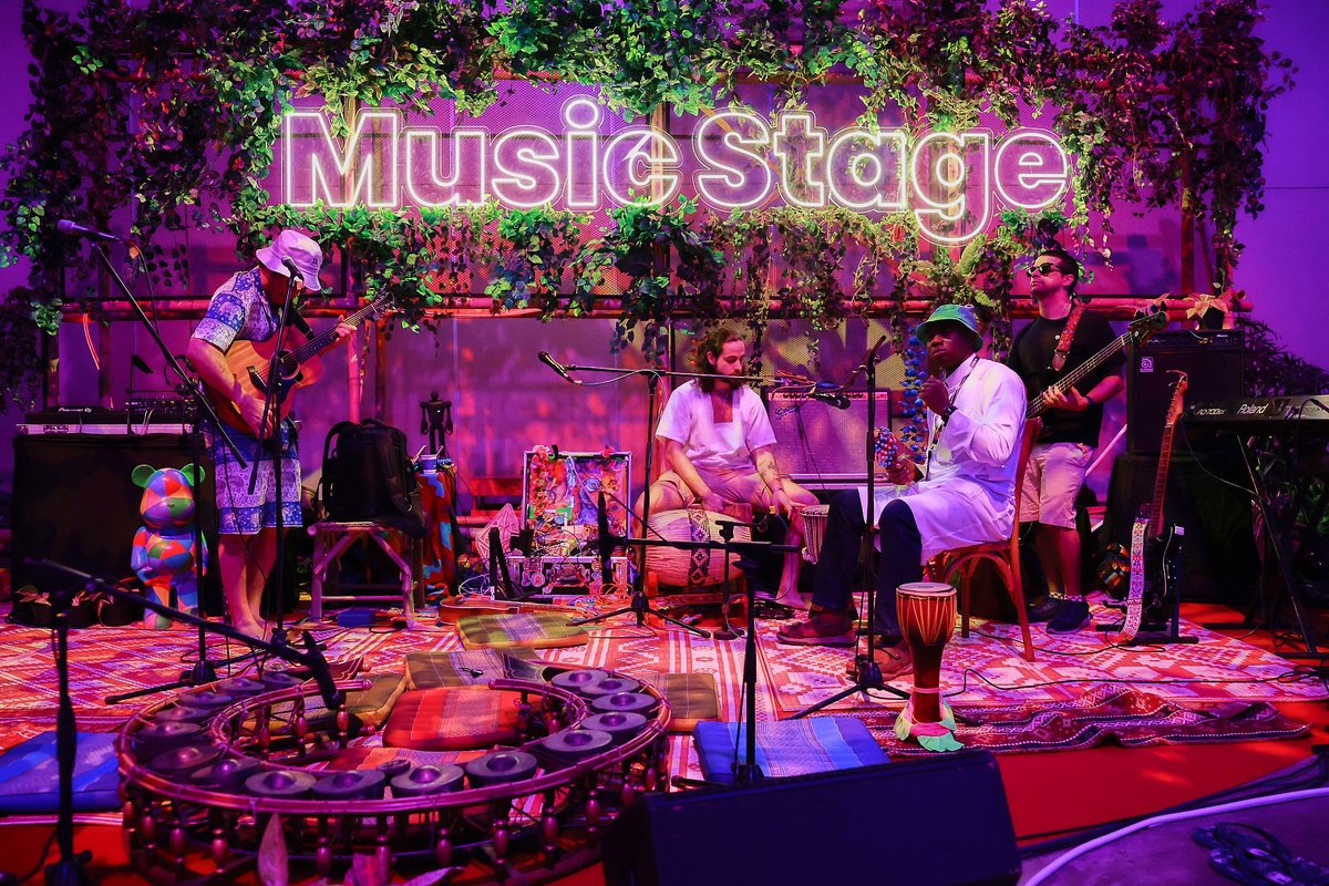 Shakaleikaumaka's tweet image. Did you enjoy the music stage at @EFDevcon? Excited to announce @opensourceorch is coming to @EthereumDenver to host a live music space around the corner from the front entrance of the festival!! Let us know if you would like to lead or participate in the form below:…