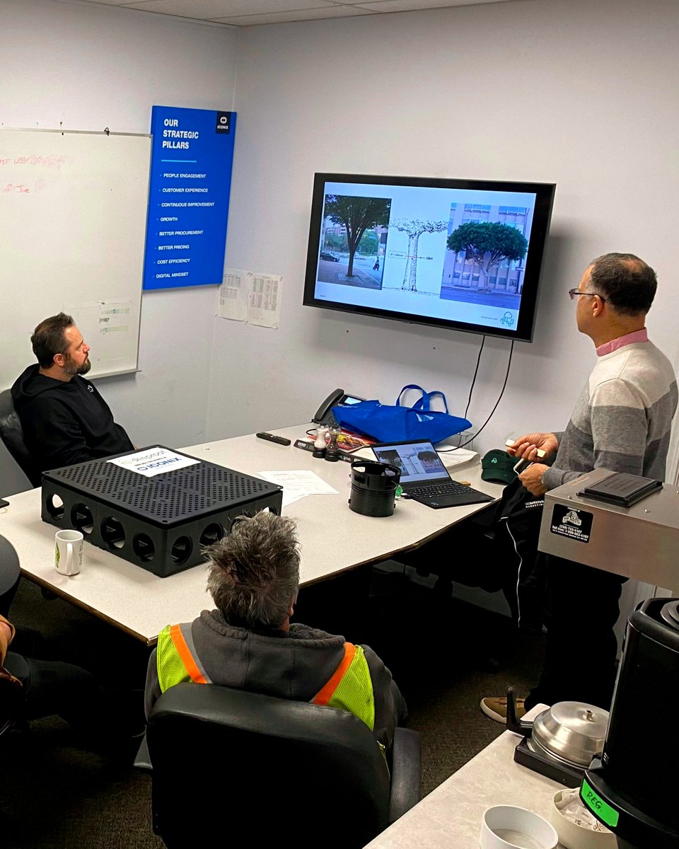 iconixww's tweet image. Big thanks to Mike J. from DeepRoot for the insightful training session at our Courtenay, BC branch 🛠️

Our team is ready to help you discover the benefits of Silva Cell &amp;amp; Marino Cell. Stop by and chat with our experts today!

#SustainableSolutions #GreenInfrastructure #deeproot