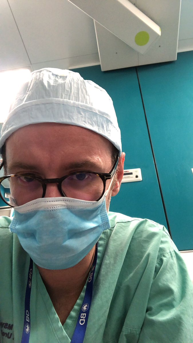 IntensywnaPL's tweet image. Świat stracił wspaniałego człowieka, wybitnego naukowca, świetnego lekarza. @TSkirecki  R.I.P.