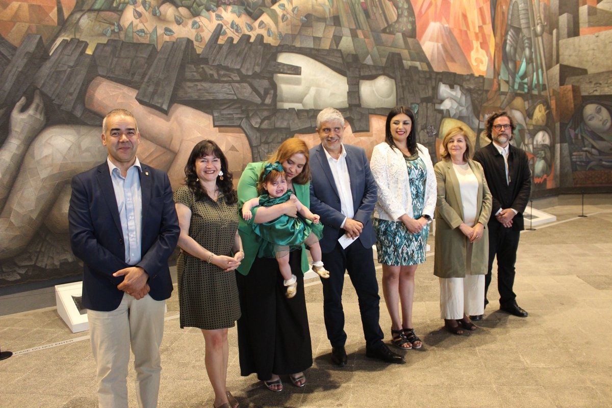 Hoy tuvimos la inauguración de la exposición "Kabbalah. Profundidad espiritual y exploraciones de la subjetividad", de Rodrigo Piracés González.

Hasta el 27 de abril se puede visitar en la Sala 3 de la Casa del Arte UdeC.