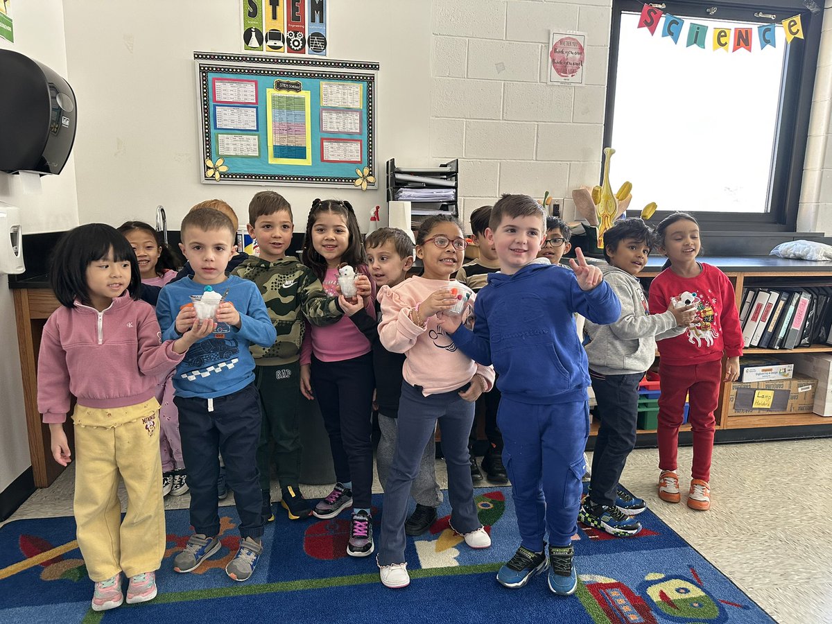 Mrs. Vidya CCS STEM tweet media