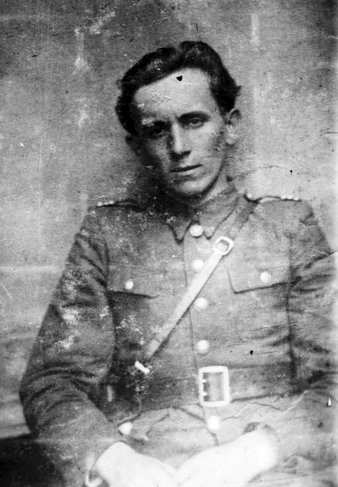 22 I 1948r. w pobliżu gajówki Koryta,otoczony przez UB-eckie ącierwa...Męczeńską Śmiercią poległ Śp.por.Kazimierz Skalski ps."Zapora"-żołnierz KWP i NSZ,szef Grupy Dywersyjnej AK „Błyskawica”. Wieczna Chwała Bohaterom ! #WyklętaPamięć