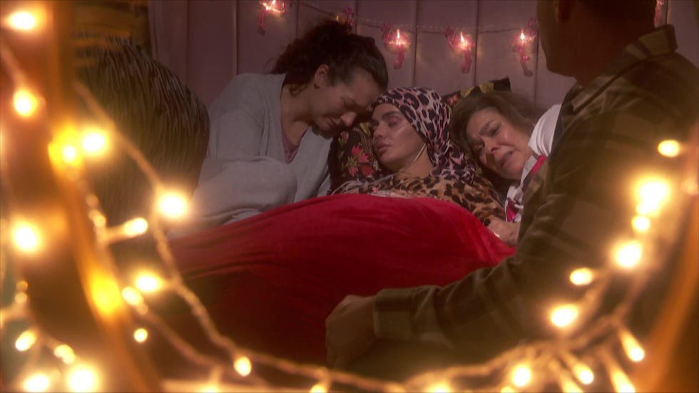 mcqueensfilms's tweet image. tonight’s episode was amazing! jennifer metcalfe was incredible and made everything seem so raw and emotional 💔 #Hollyoaks