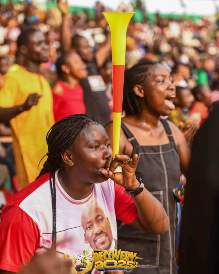 JolizRecords's tweet photo. Superb Ministration of Blessong Excel At Samuel Ogbemudia Stadium, Benin City, For RECOVERY CONFERENCE 2025 With The Restoration Apostle Johnson Suleman.
It Was An Awesome Moment Of Praise
# recovery2025 #dancer #praise #praisemachine https://t.co/qtglEL2ZaQ