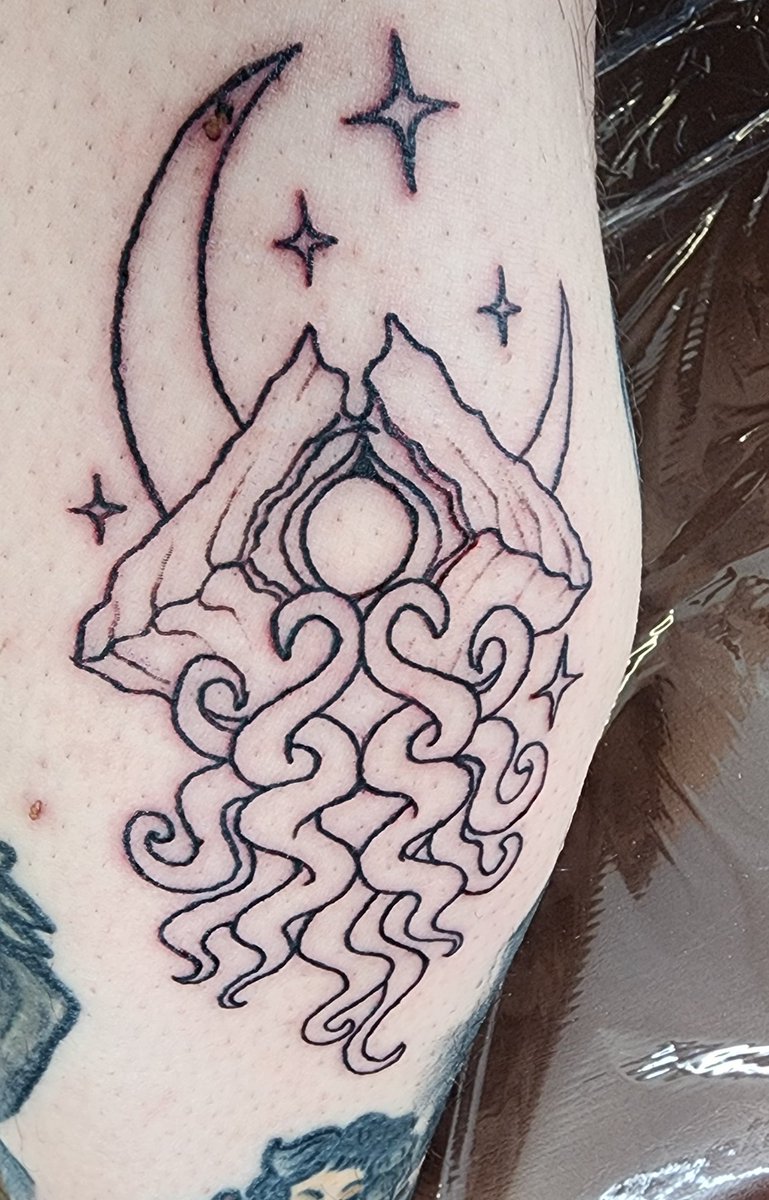 Happy #innistradremastered week! Noodle Mommy outline! 

#mtgambassador