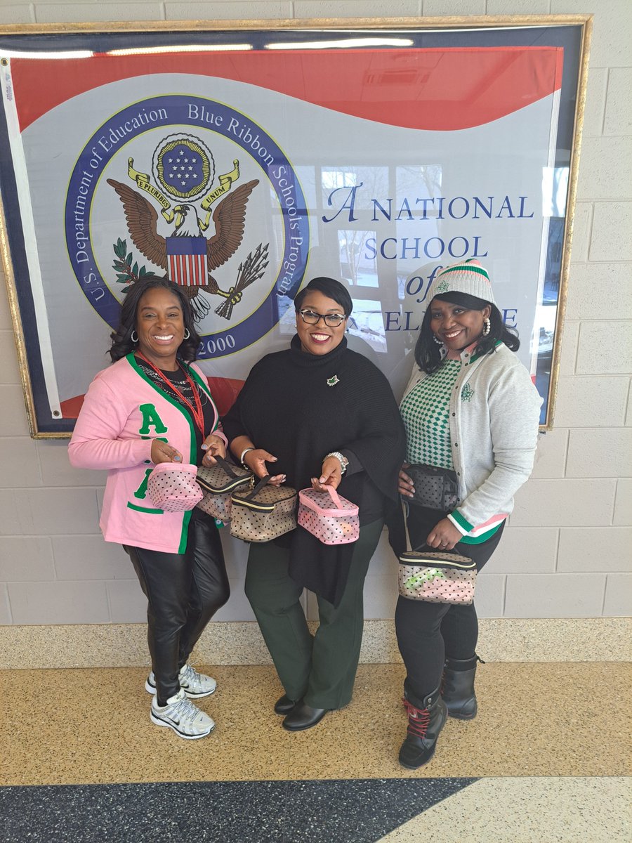Amy D. Bryan (@teamgermantown1) on Twitter photo Appreciated the opportunity to co-lead my <a href="/akasorority1908/">Alpha Kappa Alpha</a> chapter's MLK Day of Service event on Monday! Creating "pretty pouches" (hygiene kits) for @mcps high school and <a href="/montgomerycoll/">Montgomery College</a> students. Delivered to Springbrook, Paint Branch and MC today! #ServiceMatters Appreciated the opportunity to co-lead my <a href="/akasorority1908/">Alpha Kappa Alpha</a> chapter's MLK Day of Service event on Monday! Creating "pretty pouches" (hygiene kits) for @mcps high school and <a href="/montgomerycoll/">Montgomery College</a> students. Delivered to Springbrook, Paint Branch and MC today! #ServiceMatters