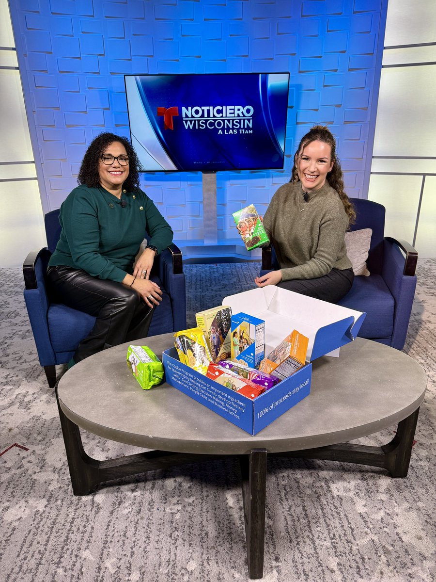 It’s the best time of the year… Girl Scout Cookie season! As a former Girl Scout, I know how fun and valuable this time is. Support your local troops (as well as your sweet tooth)!

Es la mejor época del año... ¡la temporada de las galletas Girl Scouts!