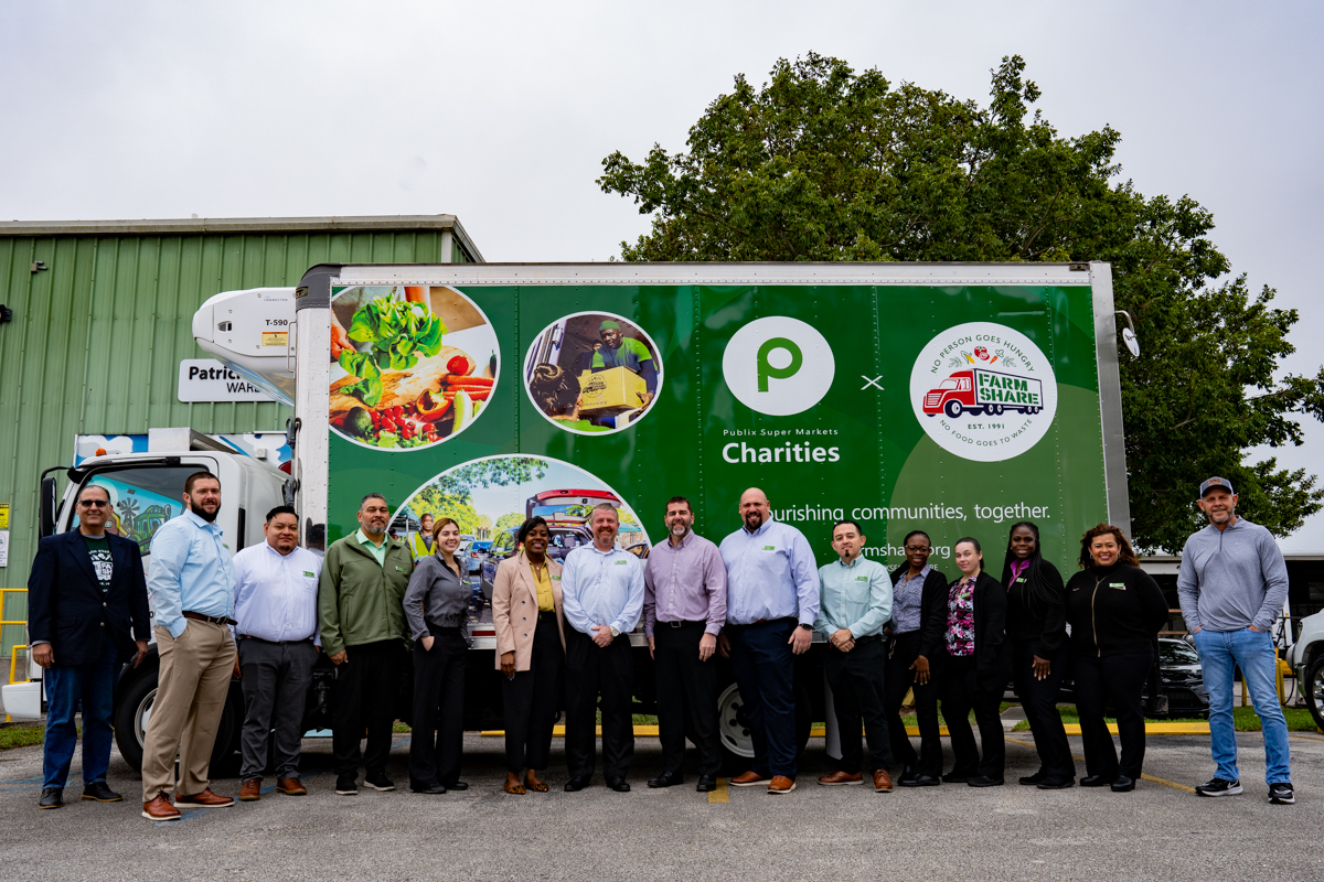 FarmShareFL's tweet photo. Thanks to the partnership and contributions from @Publix, Farm Share is proud to announce the launch of a new pilot project that will deliver food directly to homebound individuals and seniors.

Stay tuned for updates on this program and information on how to sign up. https://t.co/rNIBzarnoz