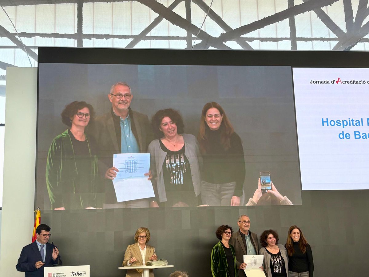 Avui a la jornada d'Acreditació d'Hospitals d'Aguts de Catalunya, l'Hospital Municipal de Badalona <a href="/BSABadalona/">BSA</a> ha rebut el certificat d'acreditació. Com a responsable de Qualitat, orgull del meu equip i dels professionals de BSA, i d'haver culminat aquesta etapa professional!