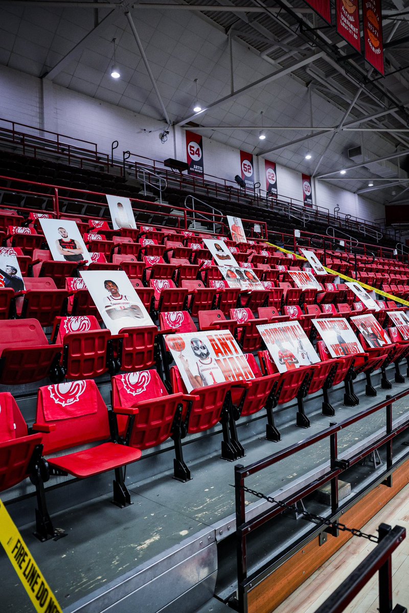 GWU_MBK's tweet photo. 𝘾𝘼𝙇𝙇𝙄𝙉𝙂 𝘼𝙇𝙇 𝙎𝙏𝙐𝘿𝙀𝙉𝙏𝙎! 

WE. NEED. YOU. to be in Paul Porter TONIGHT as we take on UNC Asheville! The student section is READY for you all! Let’s Pack Porter!

#ONE | #skodawgs https://t.co/SRlsevWbHi