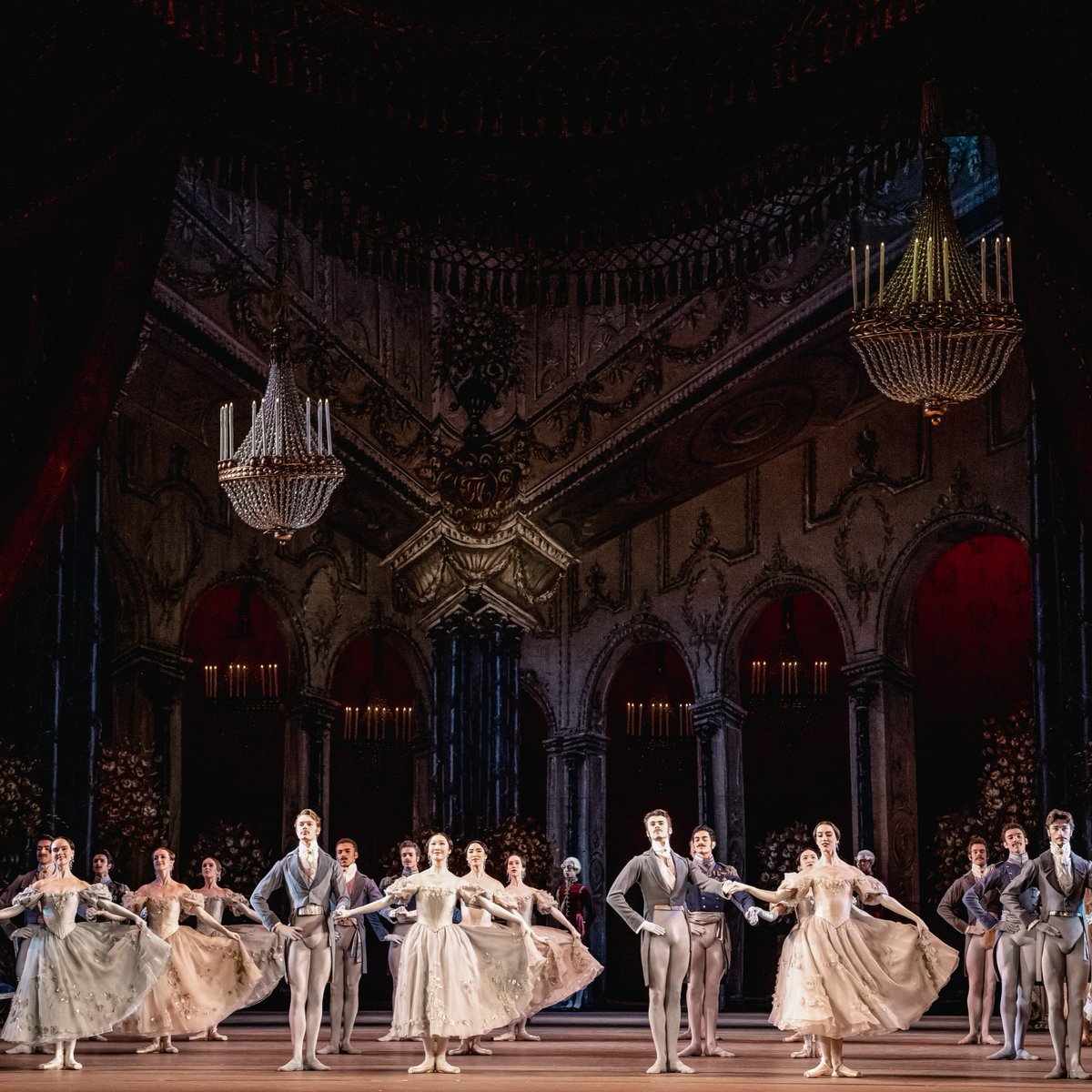 Royal Ballet and Opera tweet media