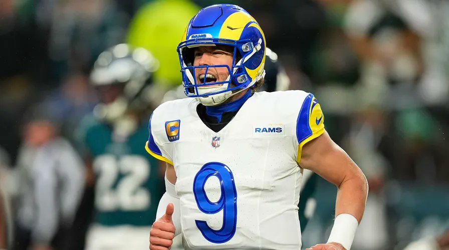 Strength: Rams QB Matthew Stafford CRACKED four ribs against the 49ers in Week 15 and reaggravated the injury against the Eagles.   

Stafford is one of the toughest players in the NFL.

😤😤😤

(via Kelly Stafford)