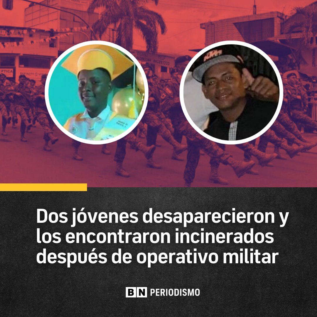BNPeriodismo's tweet photo. Nevil Mina Quiñonez, de 18 años, y Ariel Cheme Franco, de 19, desaparecieron el 10 de julio de 2024 en Esmeraldas, tras un presunto operativo militar en el barrio San Pedro, cerca de una cancha de fútbol. Posteriormente, los cuerpos de los primos fueron hallados incinerados en el cantón de Rioverde, a unos 40 kilómetros del lugar de la detención. Las familias de los jóvenes denuncian la similitud de este crimen con el caso de los cuatro niños de Las Malvinas en Guayaquil, donde también se ha implicado a militares en desapariciones forzadas.

La Fundación Regional de Asesoría en Derechos Humanos (Inredh) investiga estos casos como parte de un total de seis desapariciones forzadas en Esmeraldas, ocurridas tras la declaración del conflicto armado interno en enero de 2024. Según los testimonios, miembros de la Fuerza de Tarea Conjunta habrían estado involucrados, y los familiares de las víctimas aseguran que la tortura y la muerte de los primos ocurrieron durante la detención. La familia de Nevil responsabiliza a los militares, destacando que ambos jóvenes no tenían antecedentes penales y que Nevil estaba a punto de continuar sus estudios.

A pesar de las denuncias, el Ministerio de Defensa y la Fuerza de Tarea Conjunta no han iniciado investigaciones internas ni procesos disciplinarios. Las familias han recurrido a la Fiscalía para exigir justicia, pero seis meses después del hallazgo de los cuerpos, aún no se ha esclarecido lo sucedido. Organizaciones como el Comité Permanente por la Defensa de los Derechos Humanos y la Asociación de Familiares y Amigos de Personas Desaparecidas en Ecuador han denunciado violaciones de derechos humanos, especialmente en casos que involucran a militares, y exigen que se identifiquen a los responsables de estos crímenes.

Fuente: Primicias