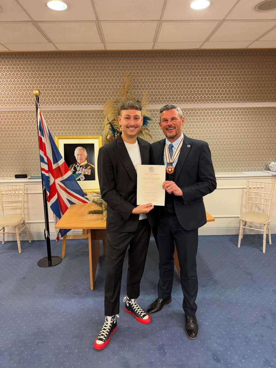 Dr Carl Austin-Behan OBE “Ozzy” 💙 tweet media