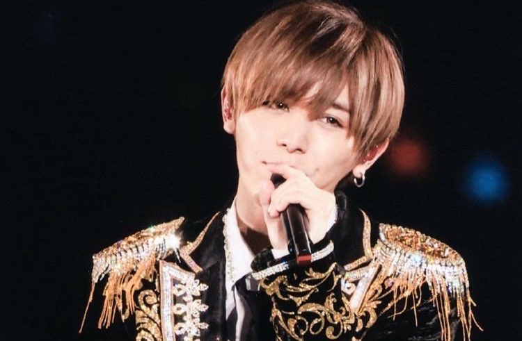 ST_candy_'s tweet photo. 山田涼介と京本大我は国立に立ってくれ（切実） https://t.co/e9c3pNbgPn