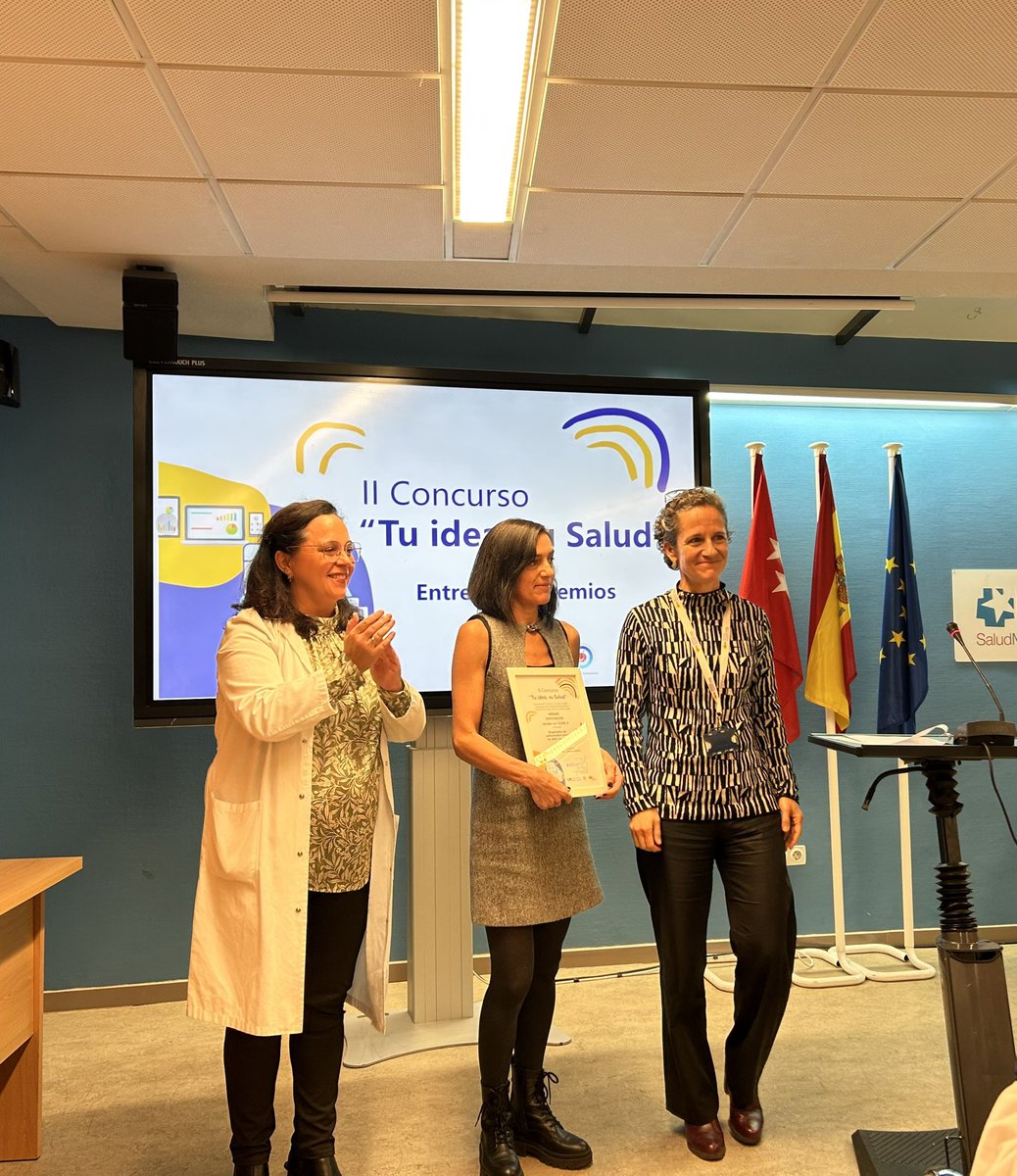 Labgencomplejas's tweet photo. Hoy ha tenido lugar la entrega de premios del II Concurso “Tu idea, tu salud”, en la que @seec_conchita ha recibido el Diploma Innovador por su proyecto “Diagnóstico de enfermedad celíaca en dieta sin gluten”. ¡Enhorabuena! https://t.co/Ek0Q0cPN0O