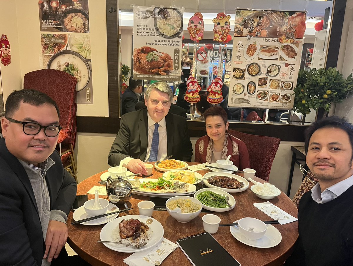 MartinMurray_Asia (@mmurrayasia) on Twitter photo 🇮🇩 🇮🇪 Great both as Honorary Consul of Indonesia in Ireland & CEO Asia Matters to catch up over lunch with Ibu Sahadatun Donatirin DCM, Pak Allessandro Bernama & Pak Raksa Permana to discuss all things Indonesia Ireland and to develop partnership plans for 2025 <a href="/IrlEmbIndonesia/">Ireland in Indonesia</a> 🇮🇩 🇮🇪 Great both as Honorary Consul of Indonesia in Ireland & CEO Asia Matters to catch up over lunch with Ibu Sahadatun Donatirin DCM, Pak Allessandro Bernama & Pak Raksa Permana to discuss all things Indonesia Ireland and to develop partnership plans for 2025 <a href="/IrlEmbIndonesia/">Ireland in Indonesia</a>