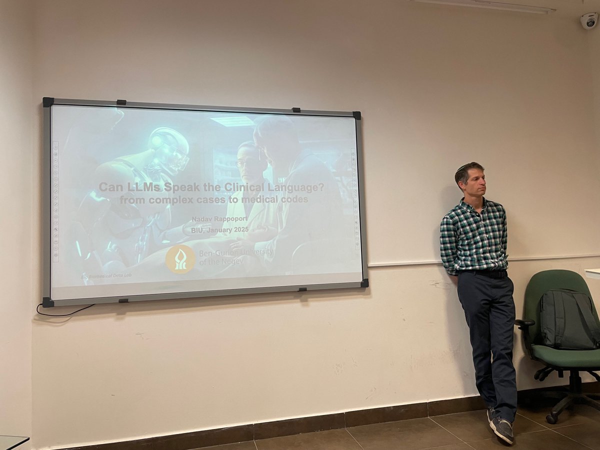 OrensteinYaron's tweet image. It was a pleasure to host @nadavrap at the Computational Biology seminar at the Faculty of Life Sciences at @ubarilan and hear about his work on fine-tuning and benchmarking clinical LLMs @BKnisbacher