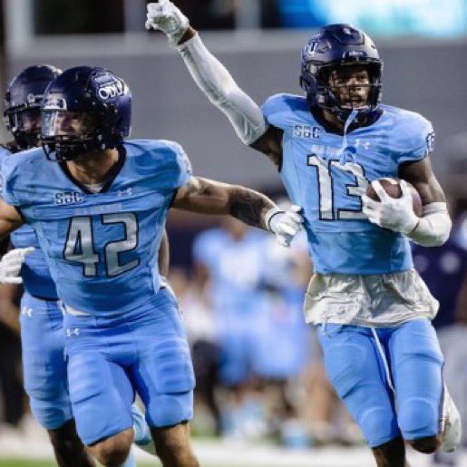 Tavian Branch (@branchtavian) on Twitter photo After a great conversation with <a href="/coacher_Hut/">Alex Huettel</a> I am blessed to have received my seventeen Division 1 offer from <a href="/ODUFootball/">ODU Football</a> After a great conversation with <a href="/coacher_Hut/">Alex Huettel</a> I am blessed to have received my seventeen Division 1 offer from <a href="/ODUFootball/">ODU Football</a>