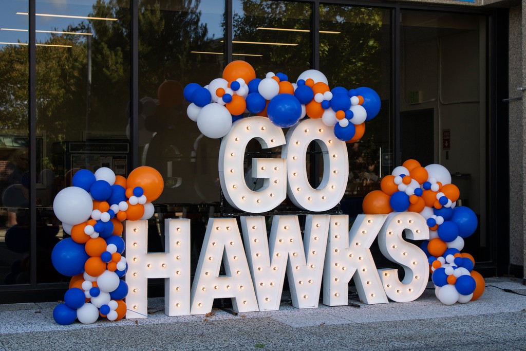 CONGRATULATIONS: The Fall 2024 Dean’s List has been published! Go Hawks! Well Done! Over 2,800+ New Paltz students earned at least a 3.3 GPA last semester! 

#sunynewpaltz #gohawks #deanslist #academicexcellence #fall2024

FULL LIST HERE: sites.newpaltz.edu/news/2025/01/u…
