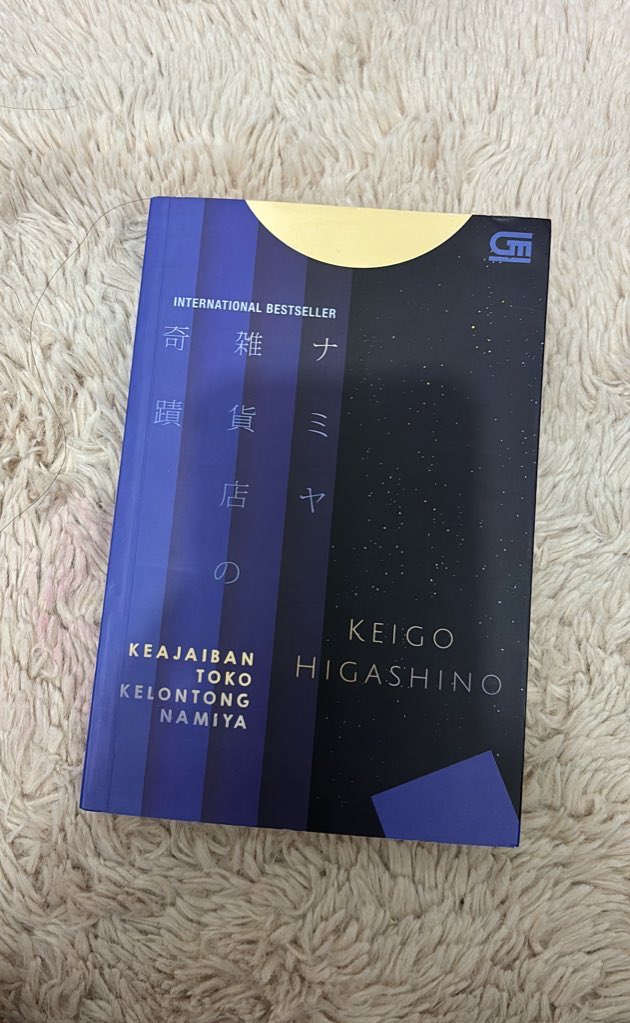 everywonyu_'s tweet photo. WTS Preloved Novel 📚

📚 original, koleksi pribadi
📚 boleh tanya condi
📚 ready, bisa co 🍊
📚 boleh nego

Keajaiban Toko Kelontong Namiya - Keigo Higashino 70k

Tentang Kamu - Tere Liye 50k

Janji - Tere Liye 60k

Bulan (sealed) - Tere Liye 80k https://t.co/GsIZUzlucD