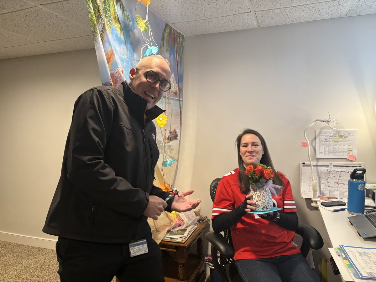 Derek Hoover-Beet tweet media