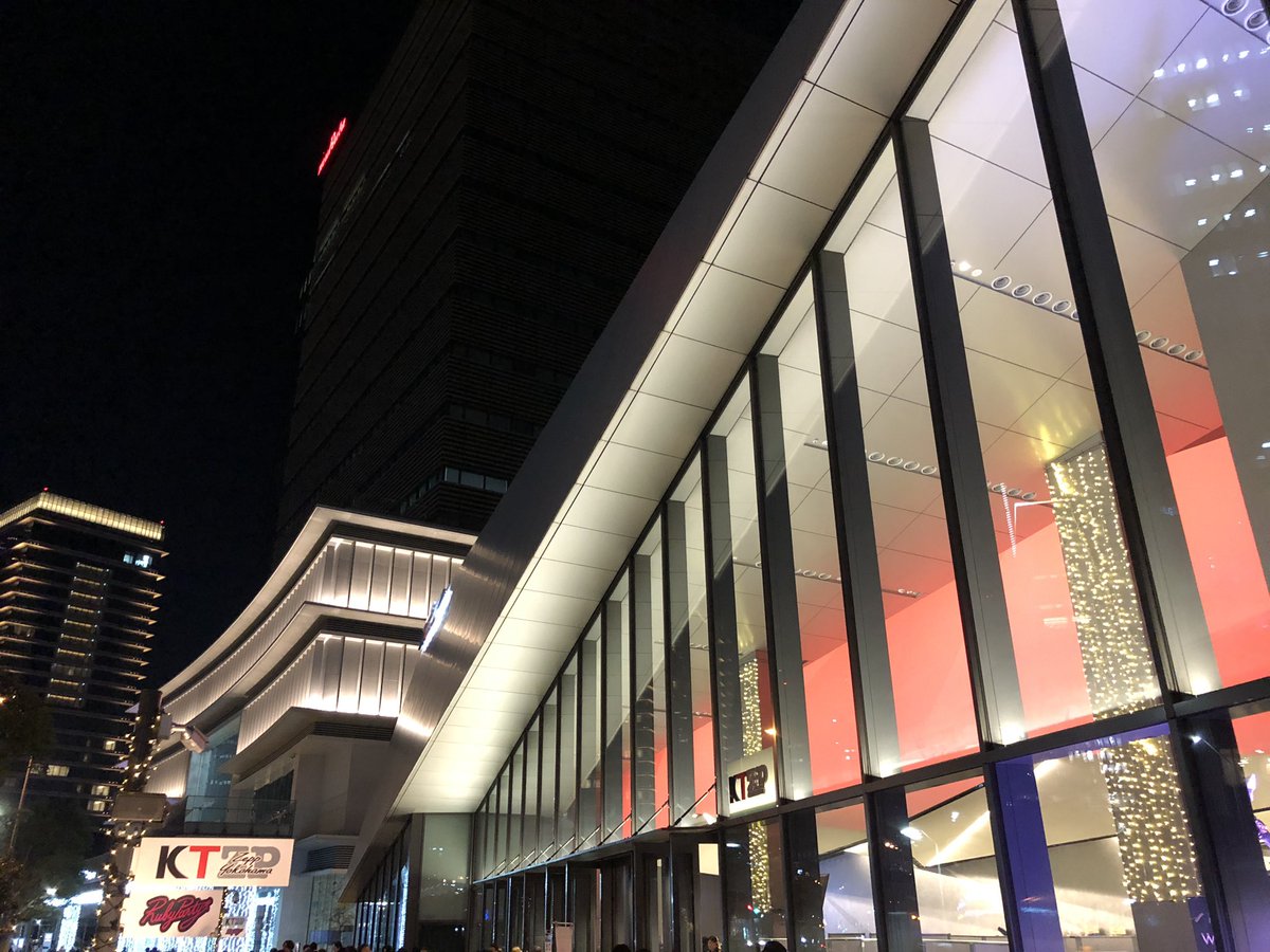 babolatrunner's tweet photo. シニアライフの推し活
アイナジエンドさんの"ハリネズミスマイル"ツアー横浜にて魂が揺さぶられました。なんだろう楽曲毎に情念が心に届いて目頭があつくなるんです。ありがとうございました。
#アイナジエンド　#ハリネズミスマイル https://t.co/GwiNByRwPQ