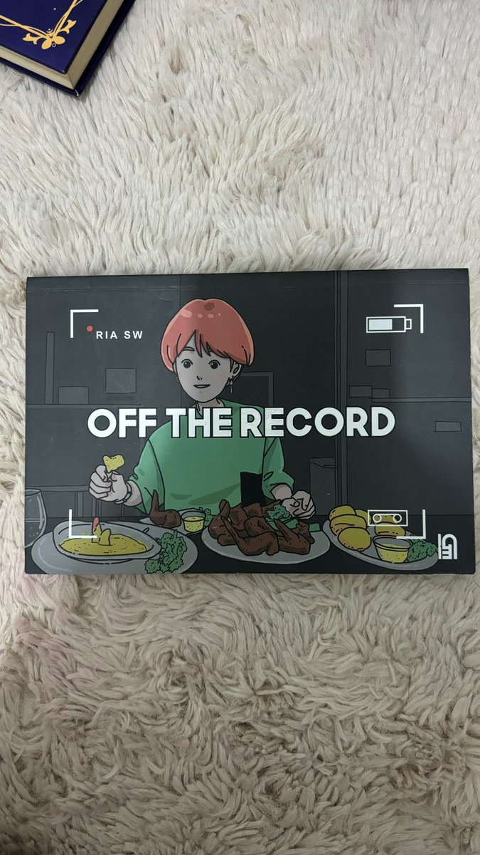 everywonyu_'s tweet photo. Off the record 1 - RIA SW 60k

Off the record 2 - RIA SW 65k

Koala Kumal - Raditya Dika 25k

Ester hc - 85k https://t.co/8t7lc8xamn