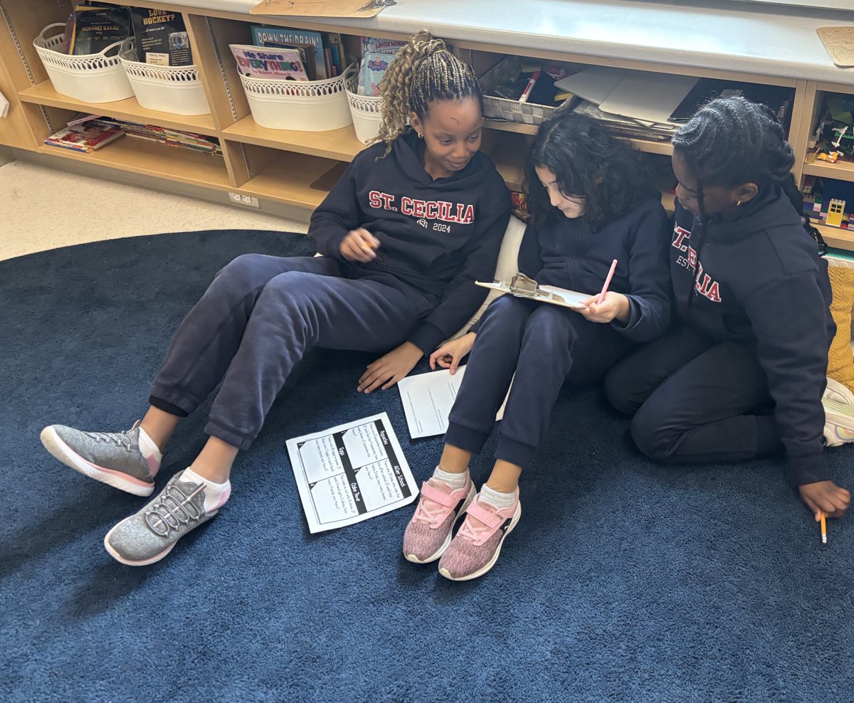 Working together on division word problems this morning!  Learning together is better 🩷 <a href="/StCeciliaHCDSB/">StCeciliaHCDSB</a>