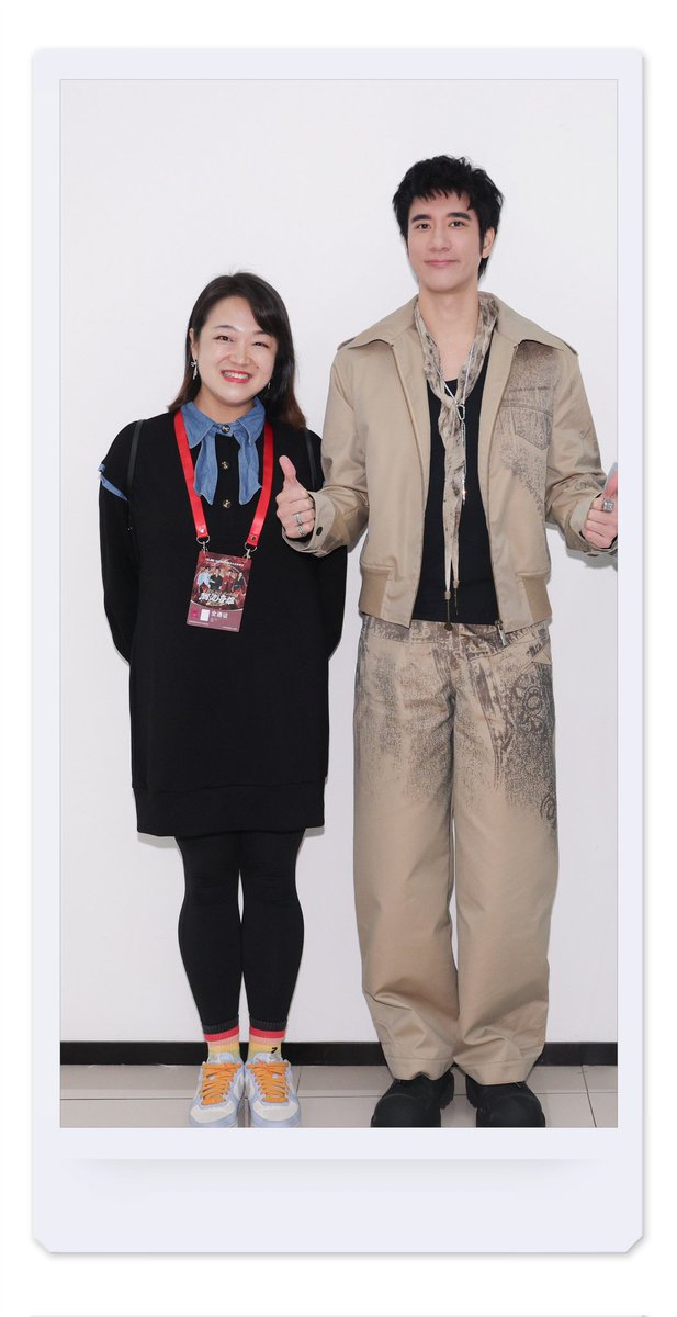 purplerain8624's tweet photo. 恭喜力宏
王者归来
#leehom #王力宏 #最好的地方演唱会 https://t.co/zuOEmDaK7t