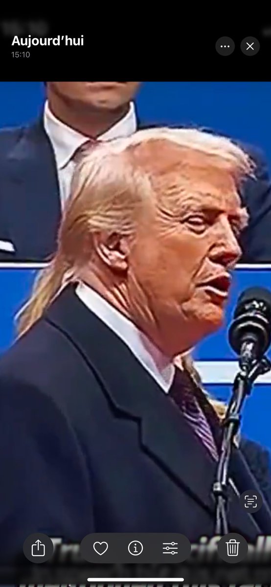 #Trump #mulet #coupemulet #fashion #mulletcut #mullethairstyle #mullethaircut <a href="/realDonaldTrump/">Donald J. Trump</a>