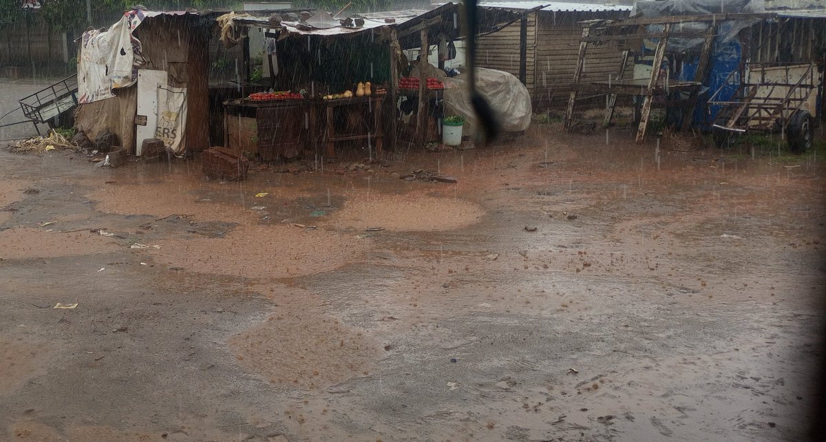Climate change is significantly impacting small business markets. Increased rainfall and extreme weather disrupt business operations. Many small business owners struggle to adapt to these changes, leading to reduced income, which further exacerbates poverty.