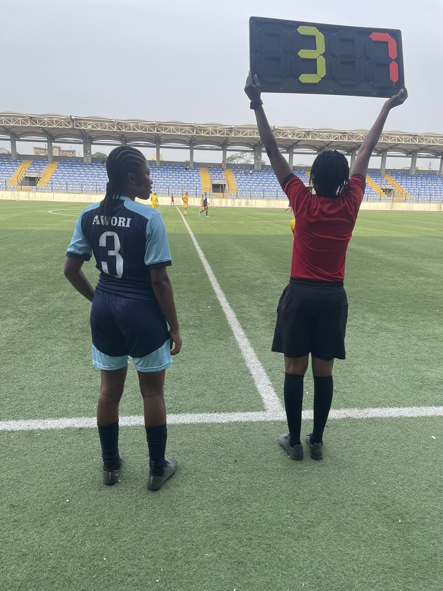 Dannazfc_ladies's tweet photo. Awori Opeyemi comes on for Isiaka Olamide.

Dannaz Ladies 🥏2-0 Confluence Queens 🟡 [56]

#NWFL25 #DANCON https://t.co/BhugBeRU3H