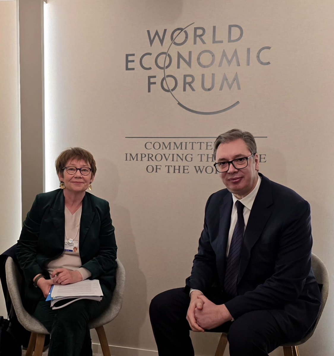 OdileRenaud's tweet image. Where else but #WEF25 and #Davos do you have the chance to join @ZelenskyyUa and some of #Ukraine's biggest supporters as well as sit down with the likes of @avucic, @presidentaz, Egypt's PM Mostafa Madbouly and @RaniaAlMashat all in the course of one day?