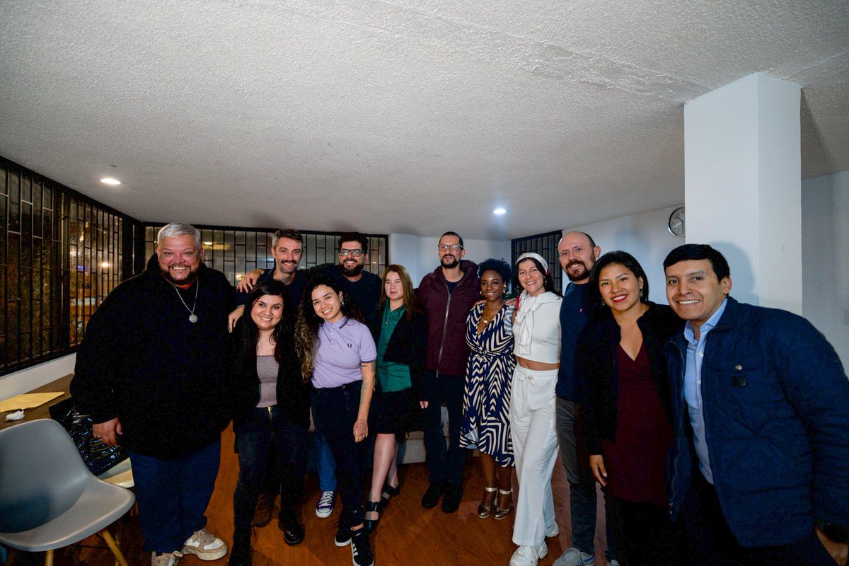 AmigosUnesco's tweet photo. Acompañamos la gran Misión de la Red de Innovación Política en Colombia. Intercambios de experiencias,buenas prácticas y desafíos de las democracias en América Latina.    #AProgresismos #Antiracismos #Feminismos ... https://t.co/CQTq1zNef2