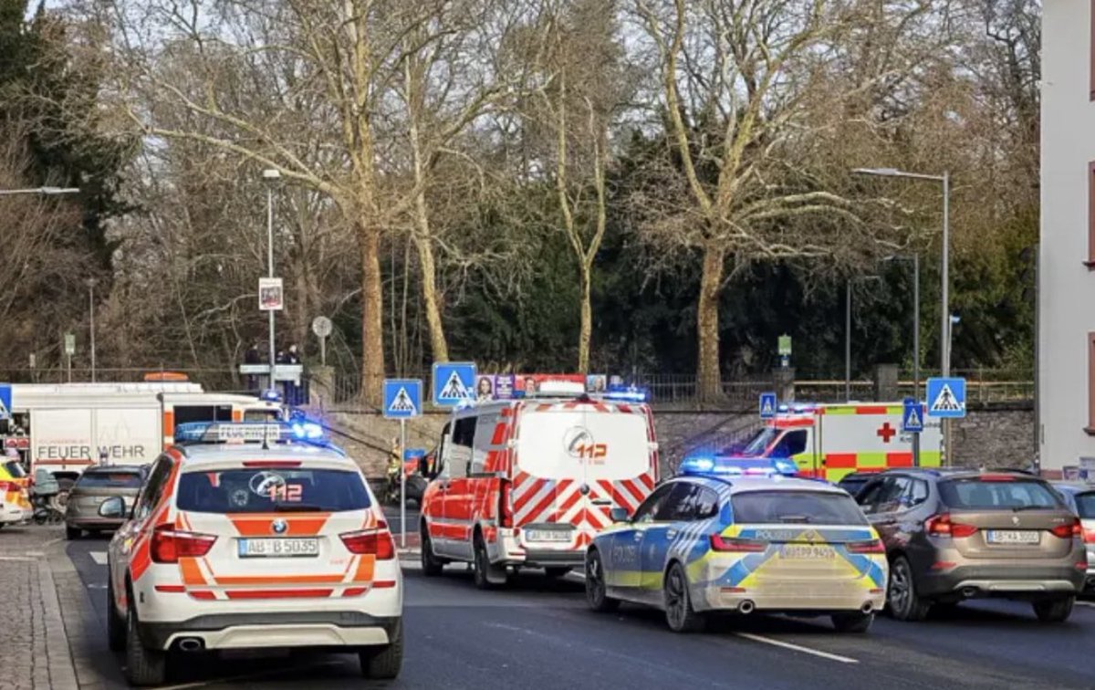 BREAKING:

2 killed after Afghan asylum seekers stabs several kids from a kindergarten group visiting a park in Aschaffenburg, Germany.

A 2-y-old child was killed along with a 41-y-o man who was walking past &amp; tried to save the kids. Another child has life-threatening injuries