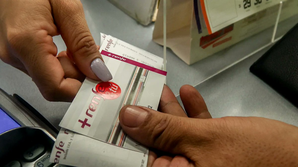 EM-electomania.es tweet media