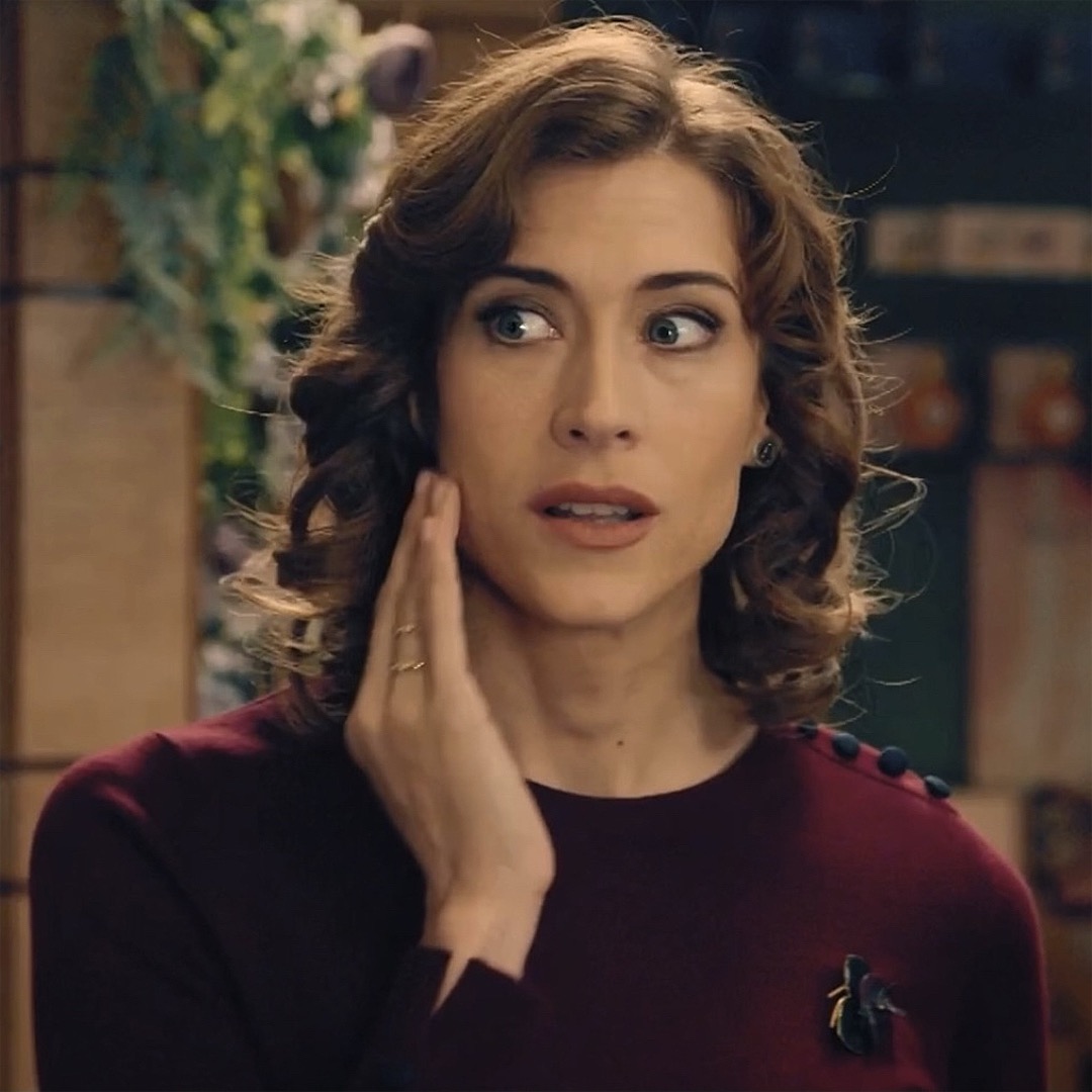 marta se toca la cara (@manerademarta) on Twitter photo 