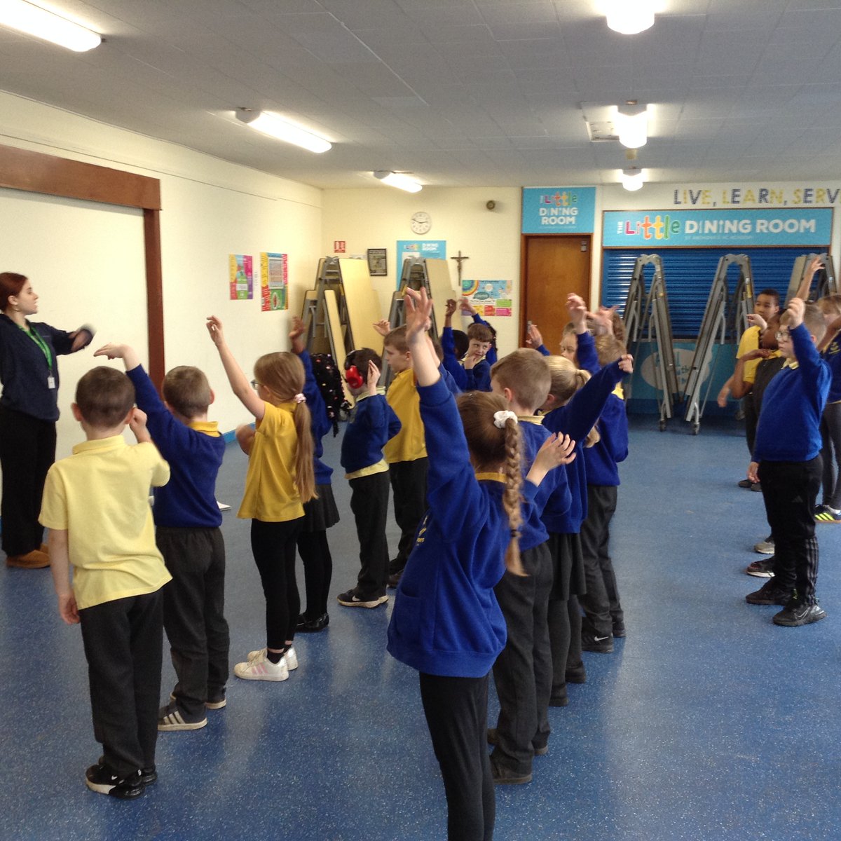 StAnthonysCPS's tweet photo. Year 3 enjoyed their Napa session today. They were learning the actions to the song "Be Our Guest" from Beauty and the Beast. #STAsparkle https://t.co/IGNwkYvpfG