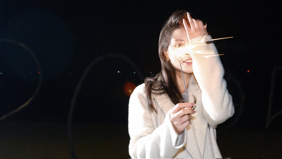 深夜的故事很多，重点是能与你一起共度此刻
（欢迎来岛上约拍）
涠洲岛一个有故事的地方，
故事从这里而起，也应该在此落寞！
摄影：原创
出境：捷
投稿：
@Fengsiyuan
@wqganenshi_
#广西涠洲岛 #广西约拍 #涠洲岛约起 #海景人像 #海景约拍 https://t.co/IXZKkRv3AH