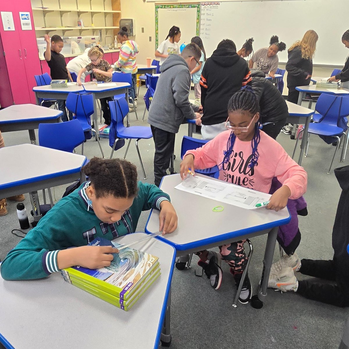 IHES_Chiefs's tweet photo. 💥4th Grade Physicists in Mr. Hendrick's Science Classes are experimenting with Collisions!💥 #IndianHill116 #futurepanthers #WeAreRL https://t.co/cVOQQBed8O