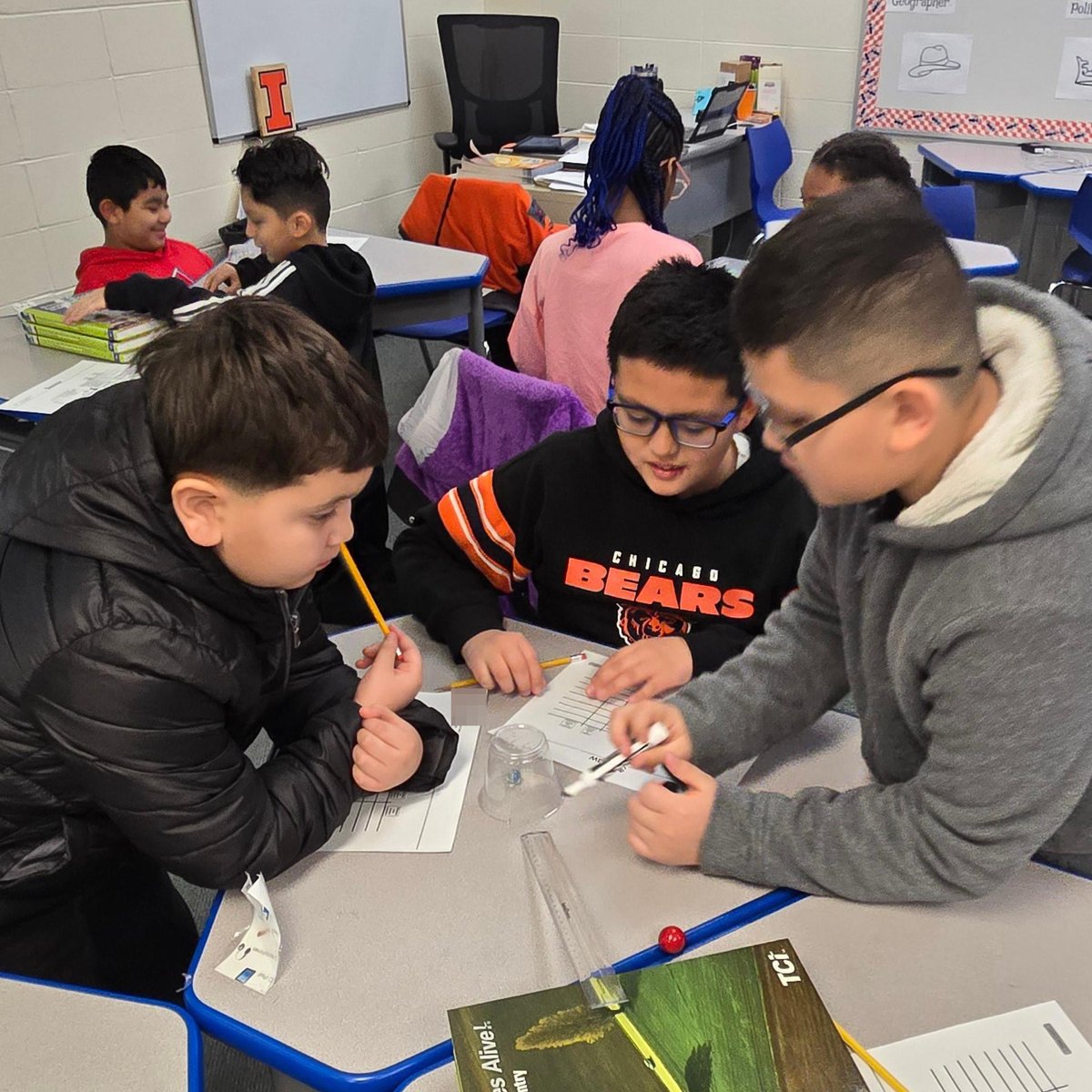 IHES_Chiefs's tweet photo. 💥4th Grade Physicists in Mr. Hendrick's Science Classes are experimenting with Collisions!💥 #IndianHill116 #futurepanthers #WeAreRL https://t.co/cVOQQBed8O