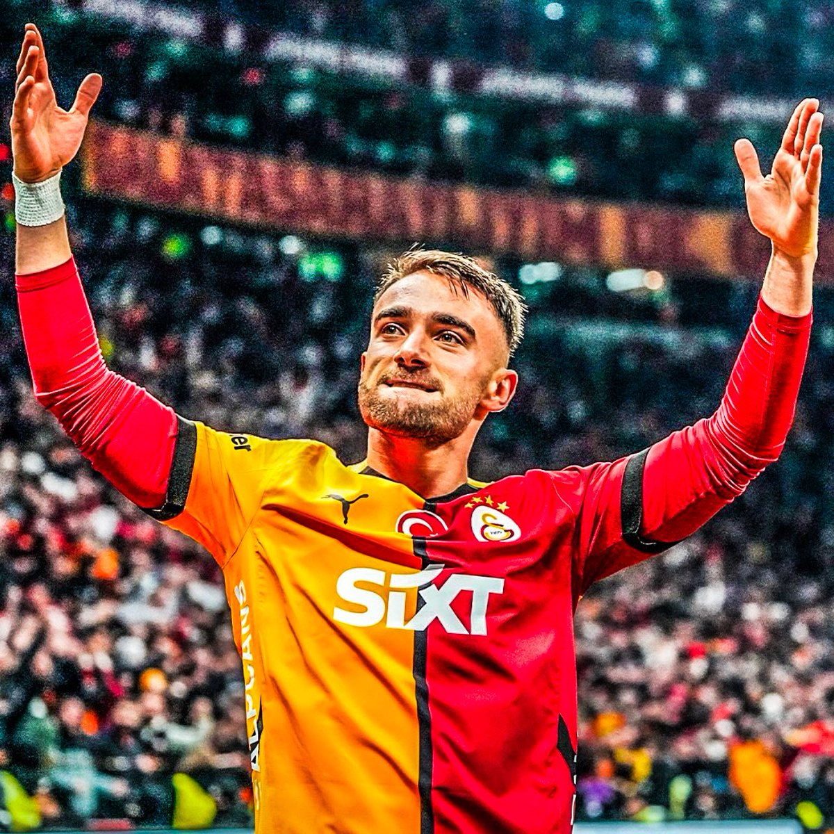 eurofootcom's tweet photo. 🚨🟡 Borussia Dortmund are anticipating the depature of Karim Adeyemi with both Napoli and Chelsea interested! 👋

Therefore, Dortmund are now advancing to sign Yunus Akgün (24) from Galatasaray, reports @lequipe. 🇹🇷⚡️ https://t.co/u0HnHl8mFp