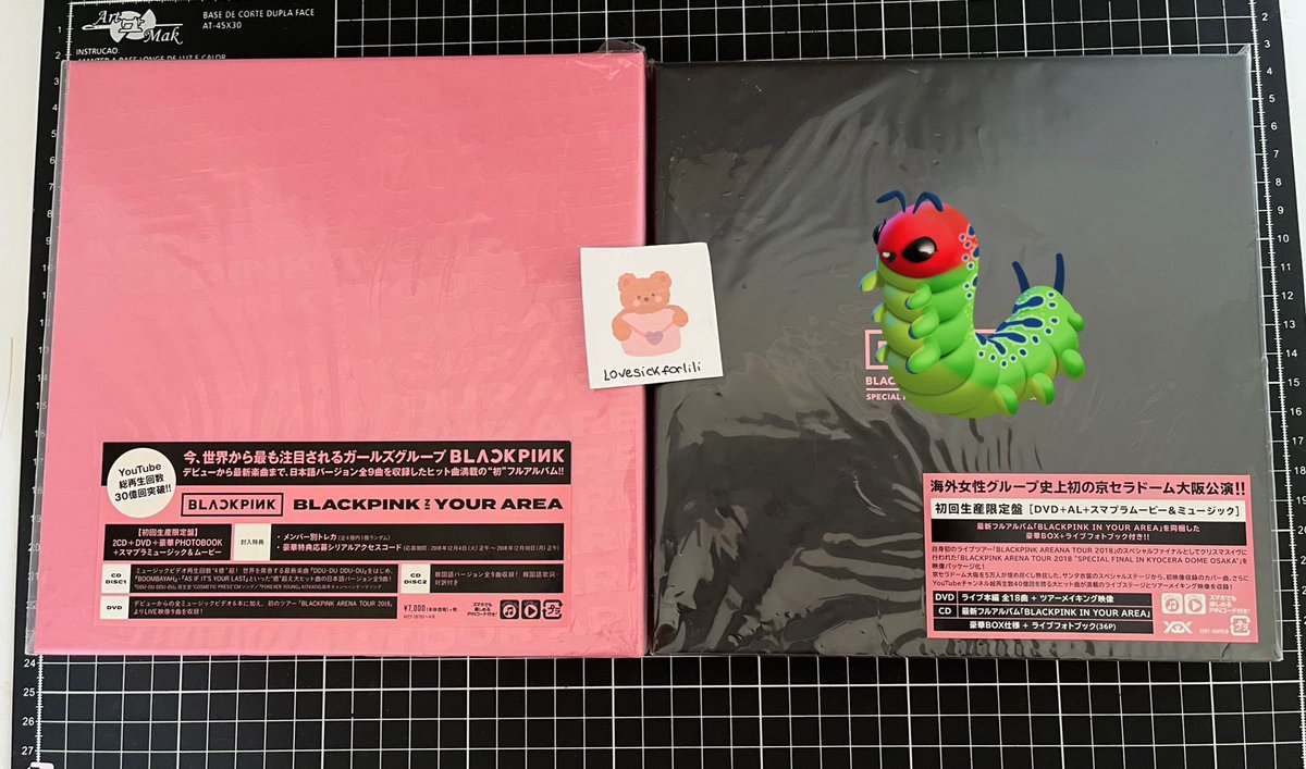 XIAOYOUNGZ's tweet photo. 🤍| VENDO BLACKPINK 

• Blackpink in your area pink (sem card random) R$450+ frete 
• Levando os dois faço desconto
• Feedbacks positivos no ig lovesickforlili https://t.co/1BBf98PXPh