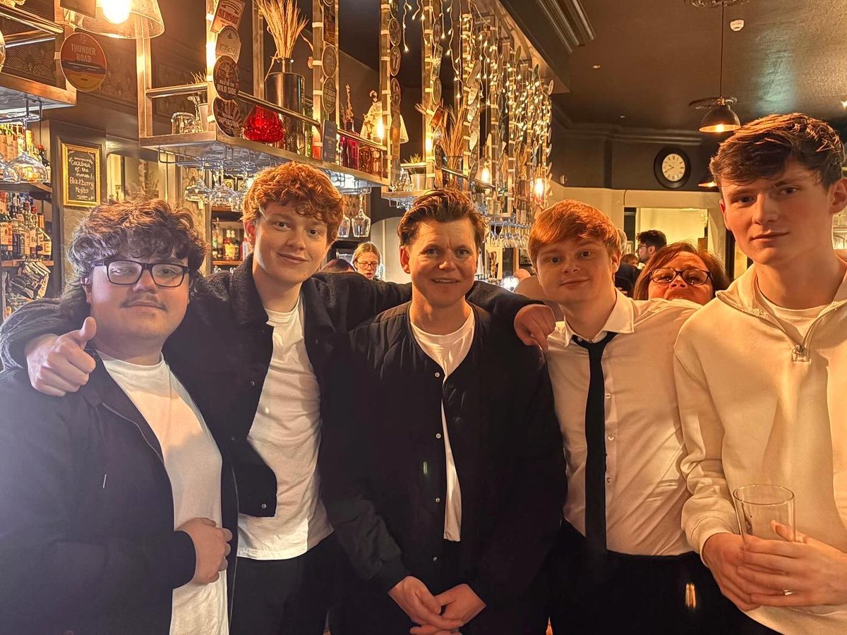 Swindled tweet media