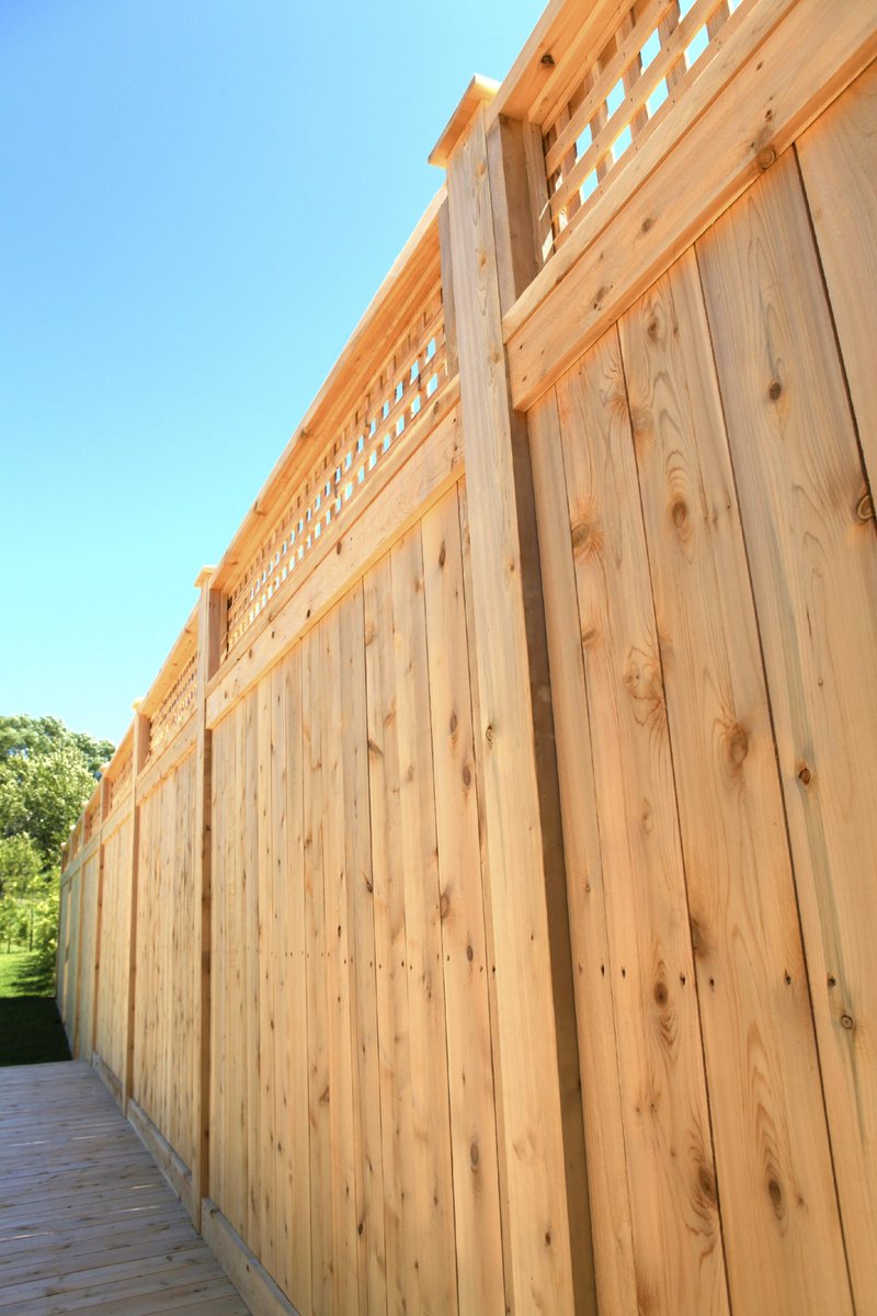 RioGrande2828's tweet photo. Need a fence repair? Rio Grande Fence Company Inc offers prompt and reliable repair services to keep your fence in top condition. Visit our website to learn more: https://t.co/0iwzcnGJIa https://t.co/6z6CZDQKk4