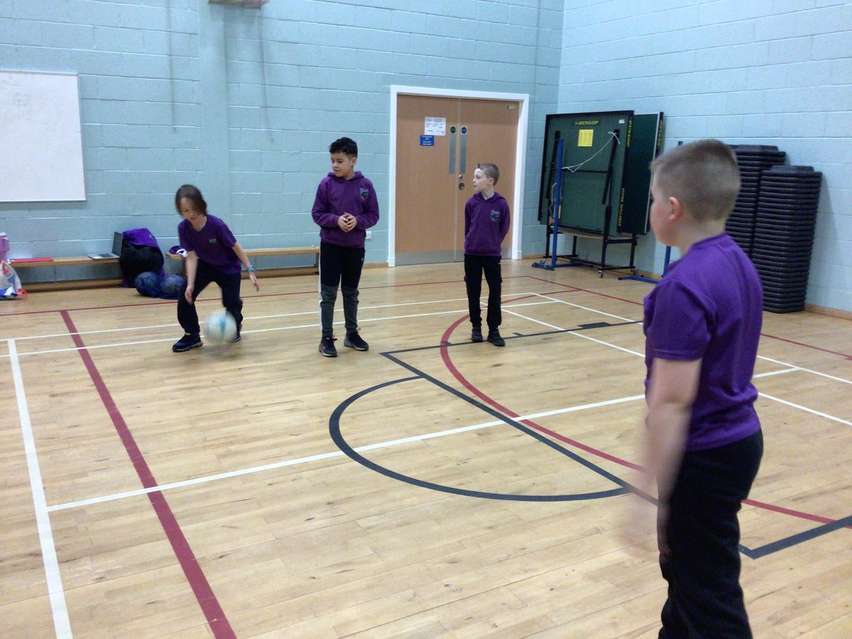 What a super start to our netball club this year! Amazing skills and enthusiasm! 🌟